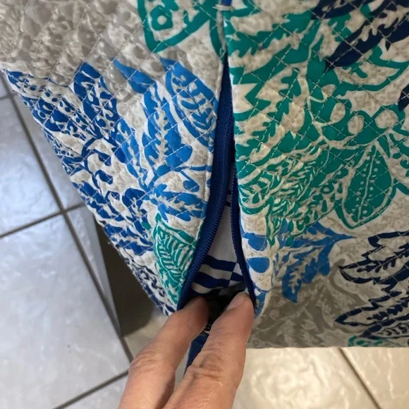 Vera Bradley Women's Cotton Santiago Tote Bag - Picture 2 of 8